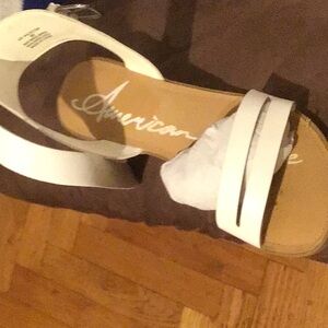 White wedge never wore it